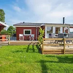 4 Star Holiday Home In Hejls Casa de Férias