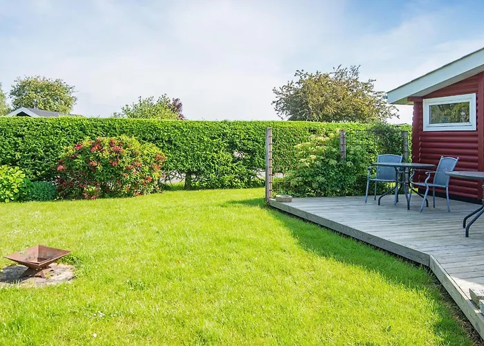 Modern By The - By Traum Hejls