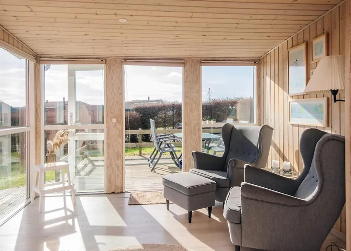 Modern By The - By Traum Hejls